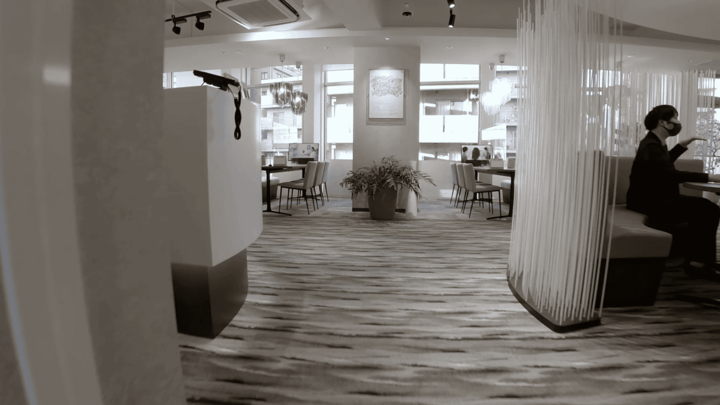 入口からFPVで回る2