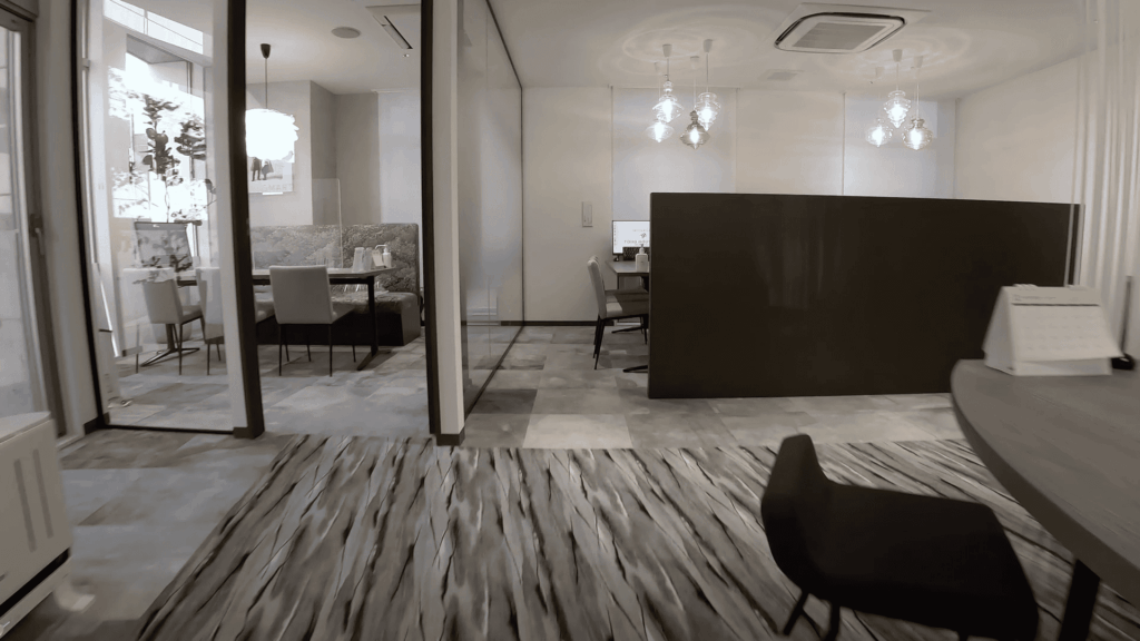 入口からFPVで回る5